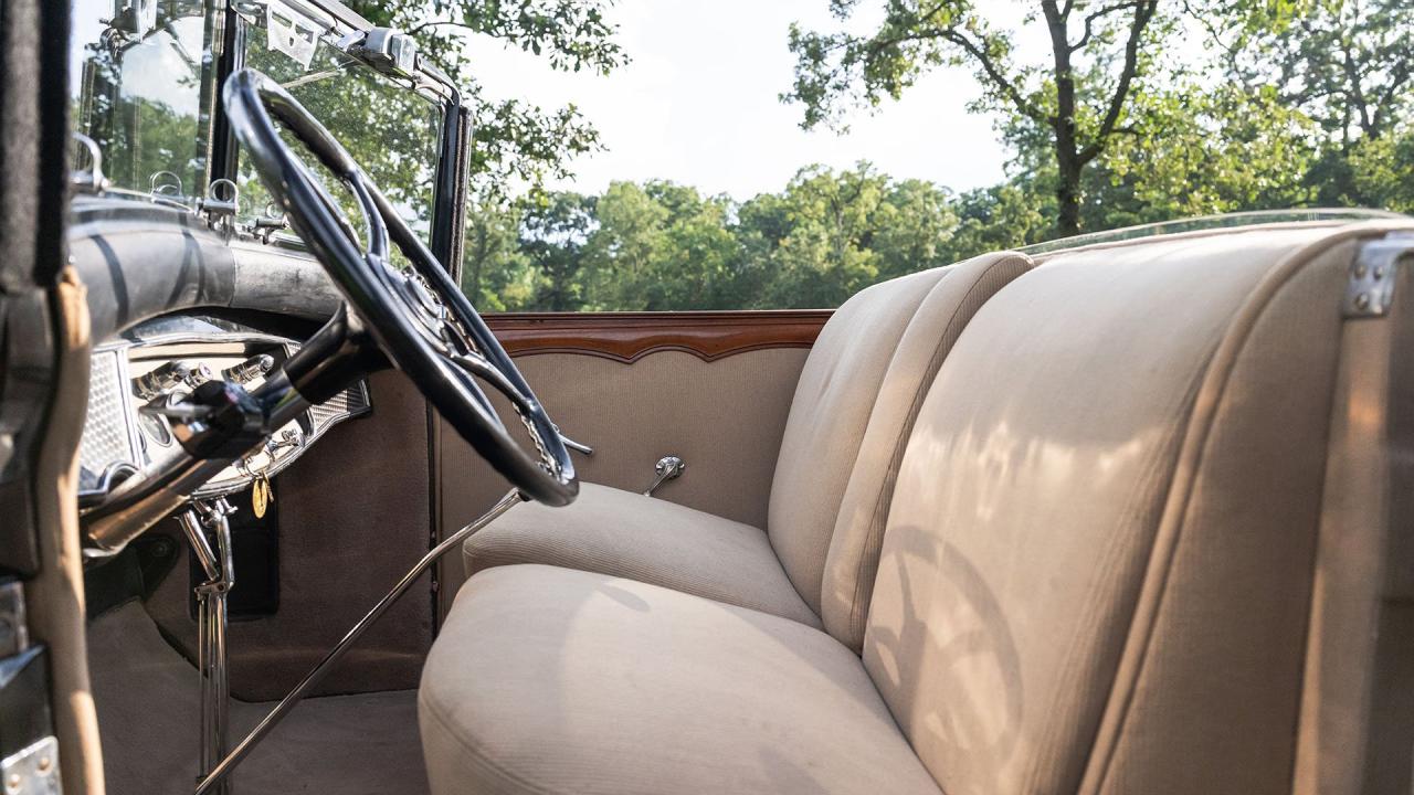 1930 Cadillac V-16 Series 452 All-Weather Phaeton by Fleetwood