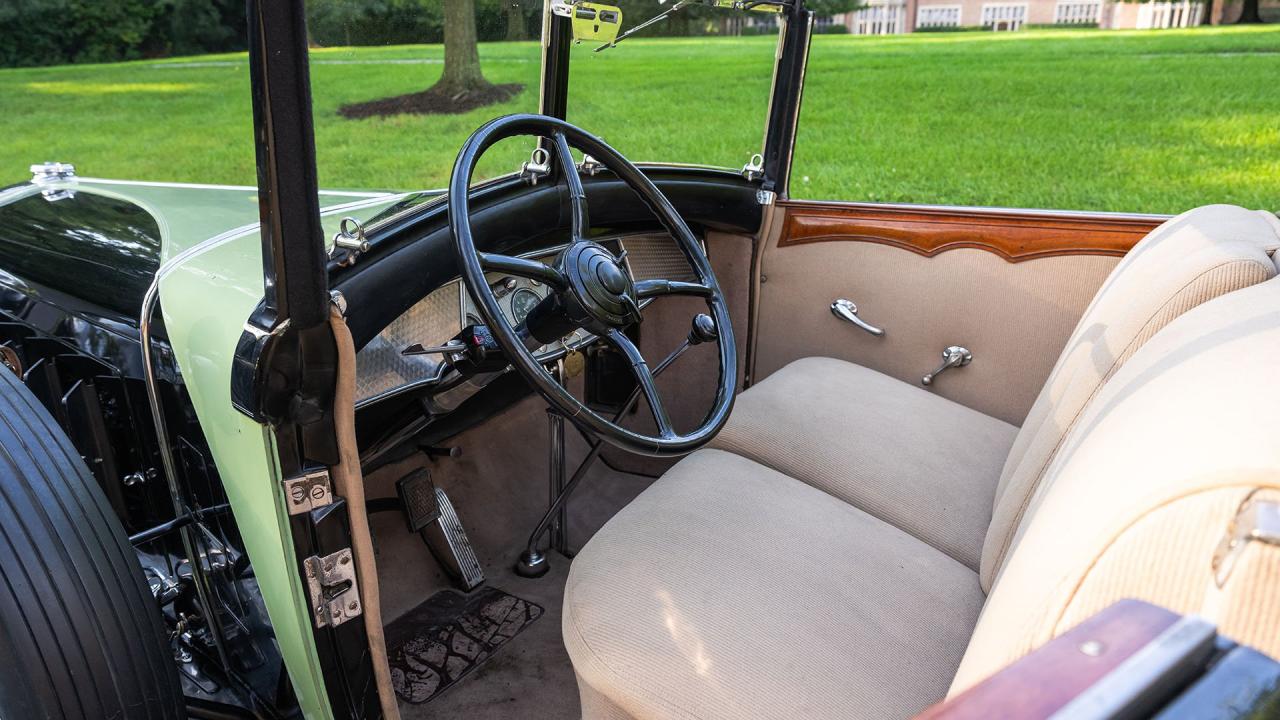 1930 Cadillac V-16 Series 452 All-Weather Phaeton by Fleetwood
