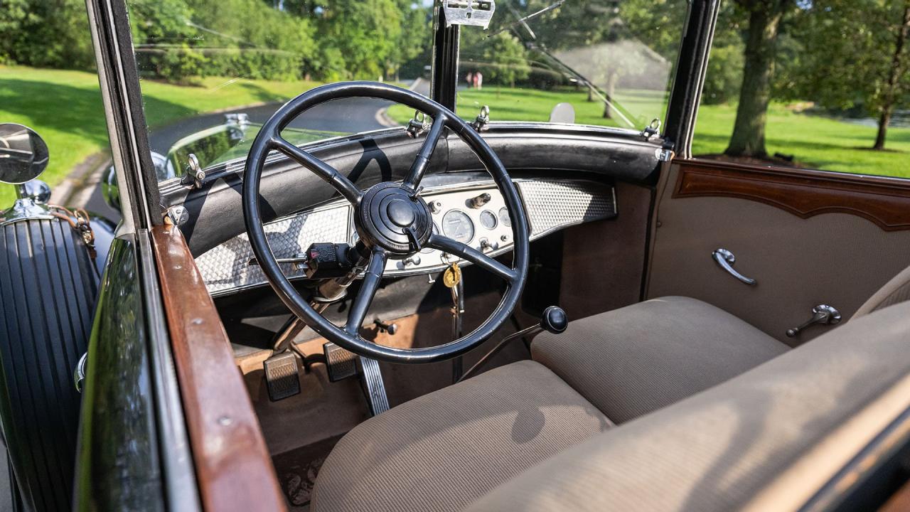 1930 Cadillac V-16 Series 452 All-Weather Phaeton by Fleetwood