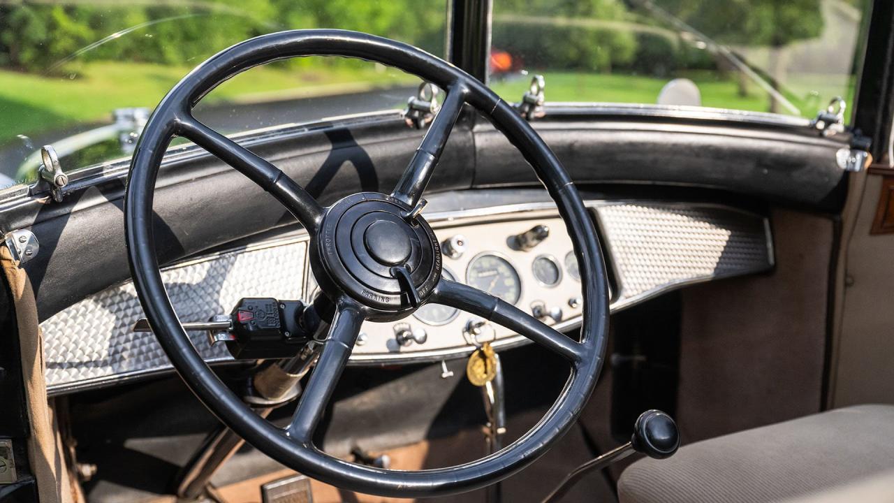 1930 Cadillac V-16 Series 452 All-Weather Phaeton by Fleetwood