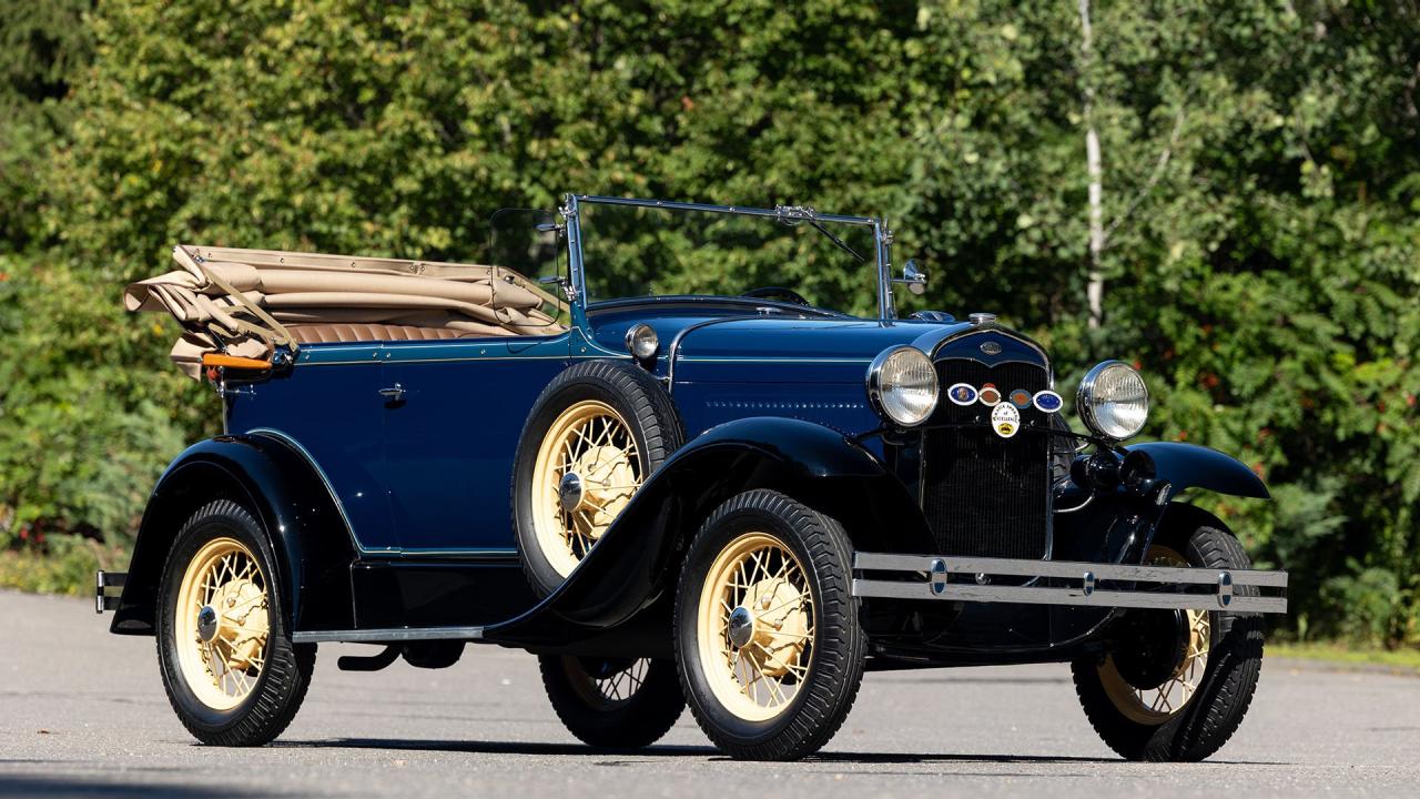 1931 Ford Model A De Luxe 2-Door Phaeton