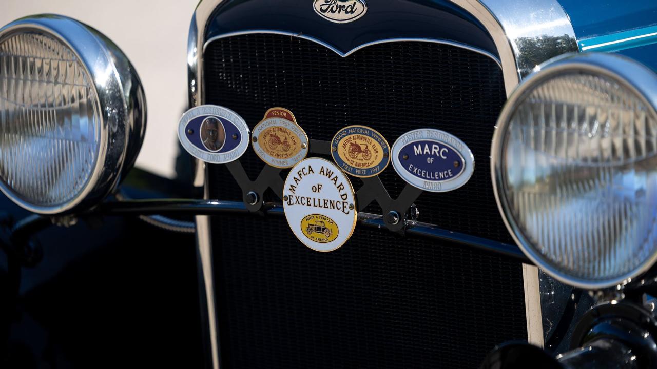 1931 Ford Model A De Luxe 2-Door Phaeton