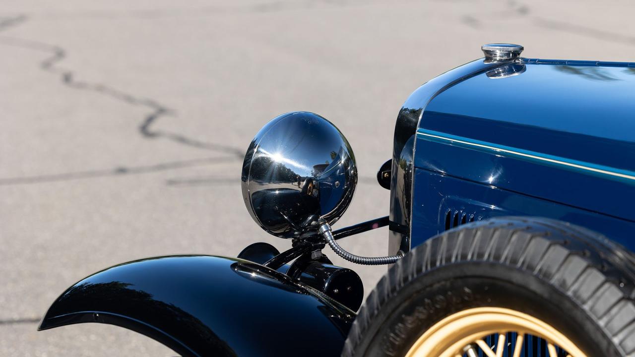 1931 Ford Model A De Luxe 2-Door Phaeton