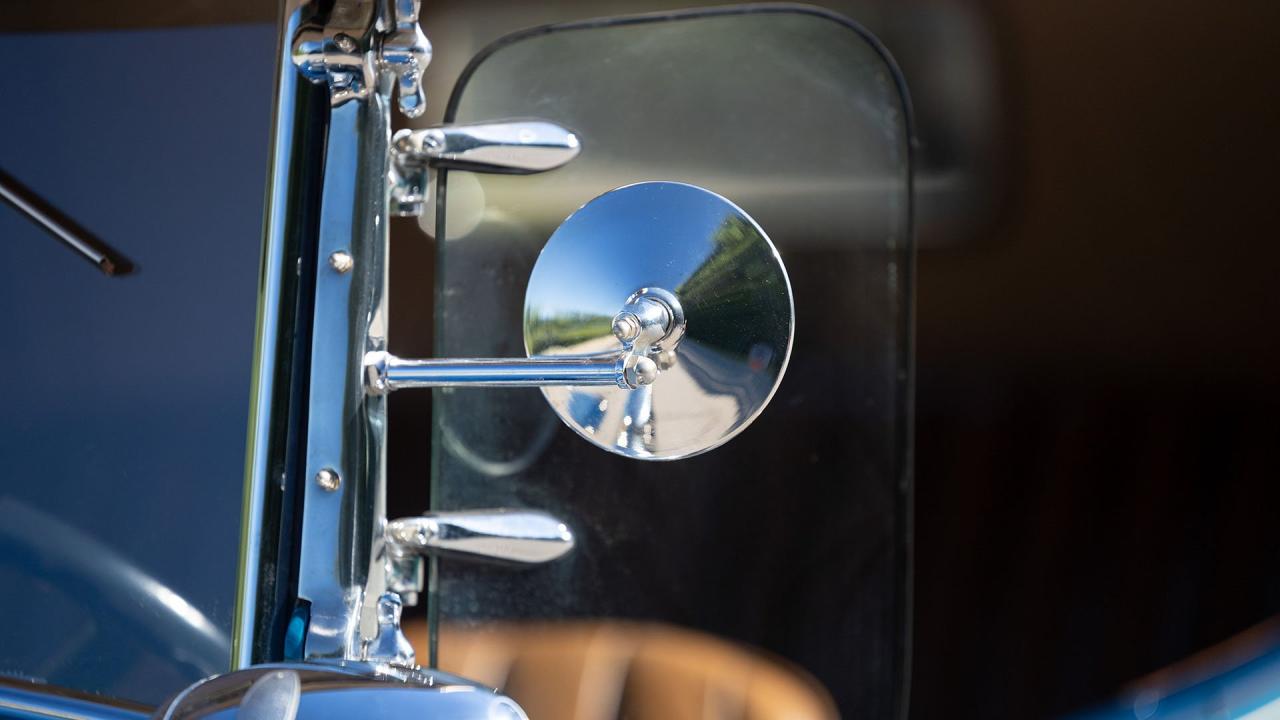 1931 Ford Model A De Luxe 2-Door Phaeton