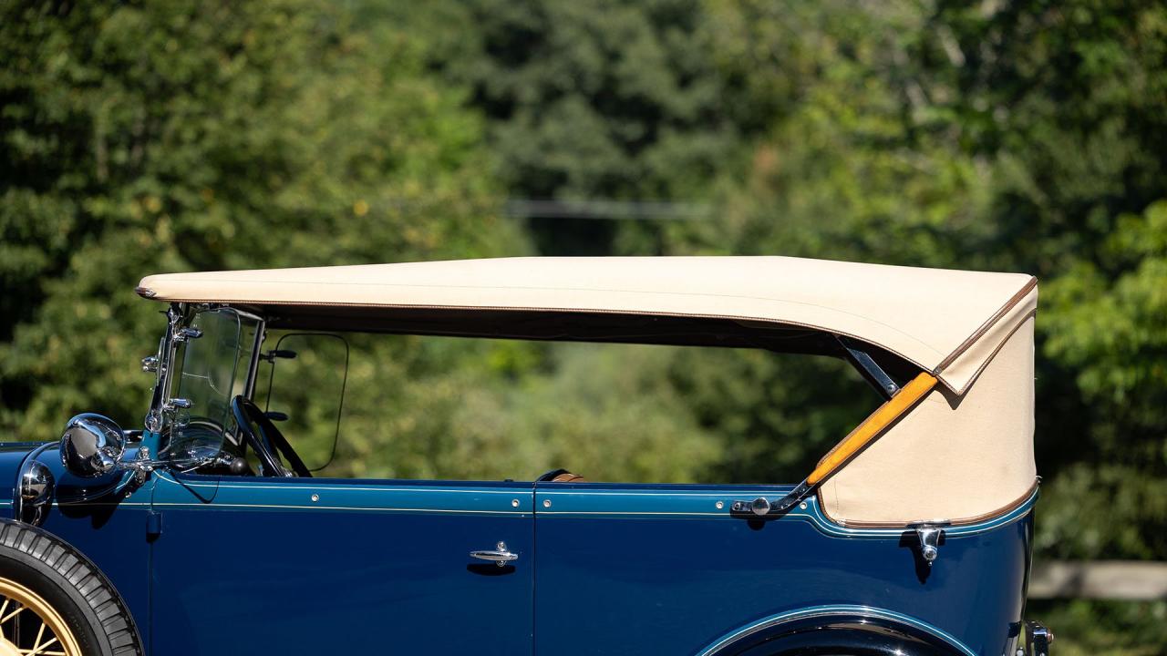 1931 Ford Model A De Luxe 2-Door Phaeton