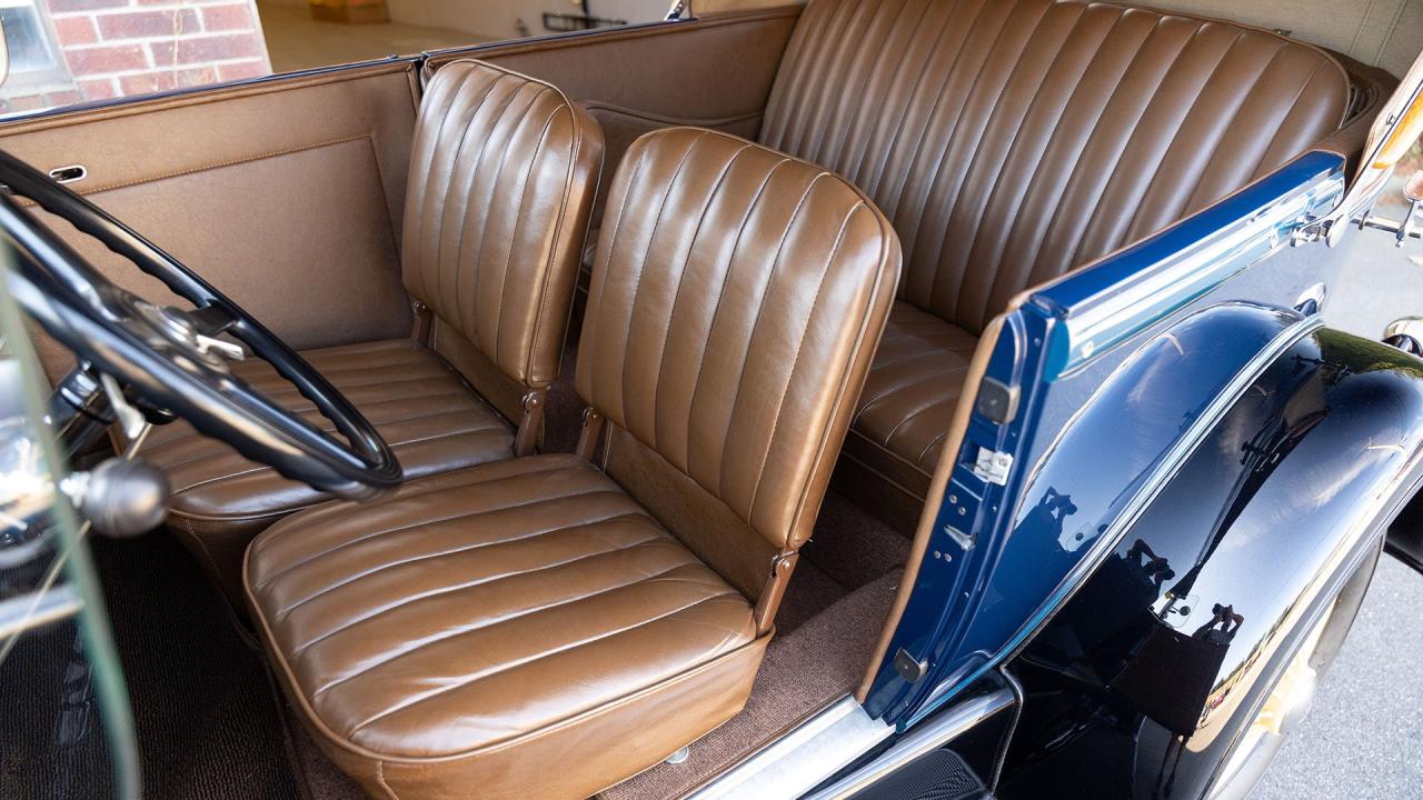 1931 Ford Model A De Luxe 2-Door Phaeton