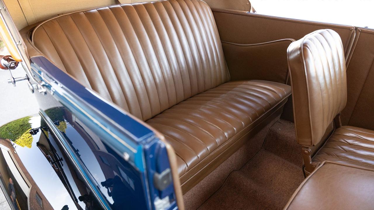 1931 Ford Model A De Luxe 2-Door Phaeton