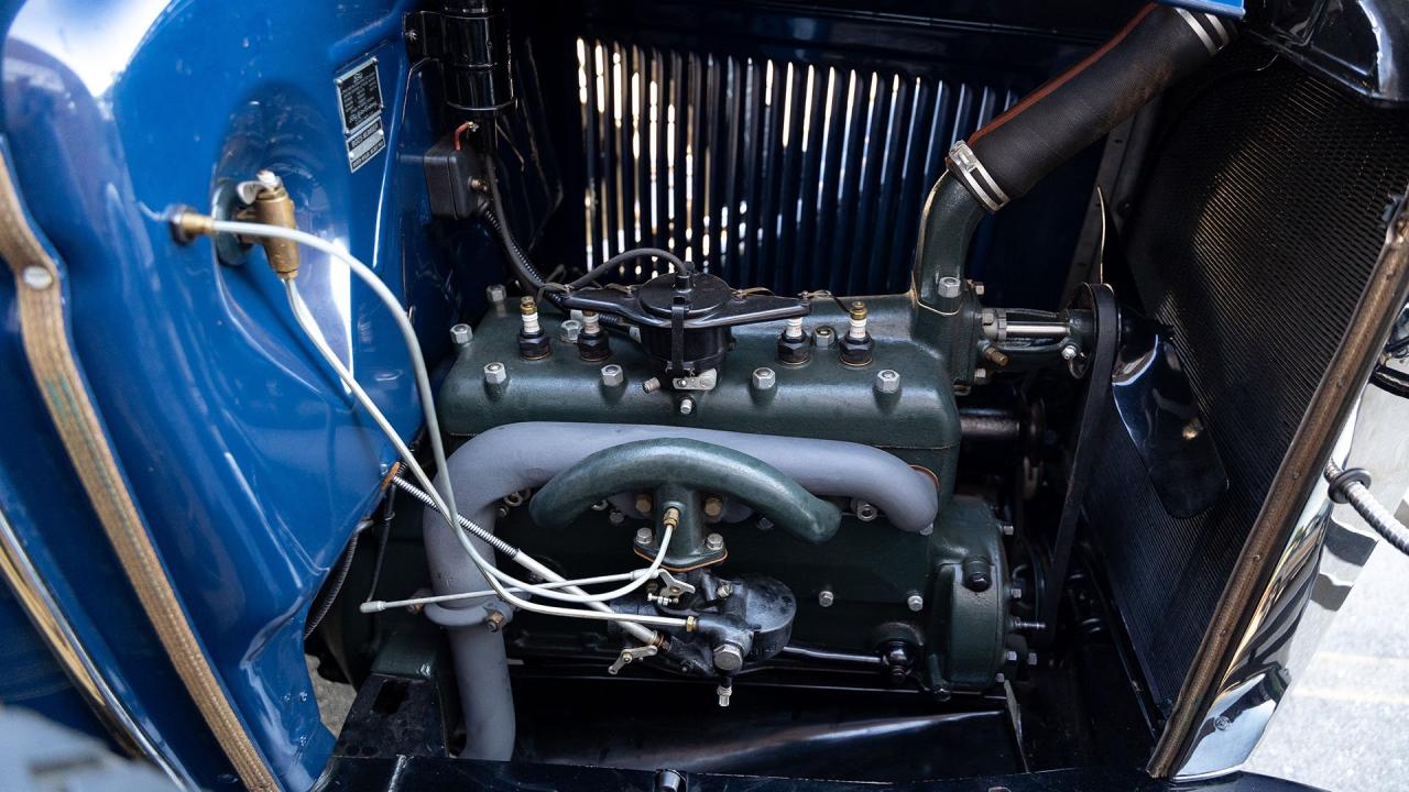 1931 Ford Model A De Luxe 2-Door Phaeton