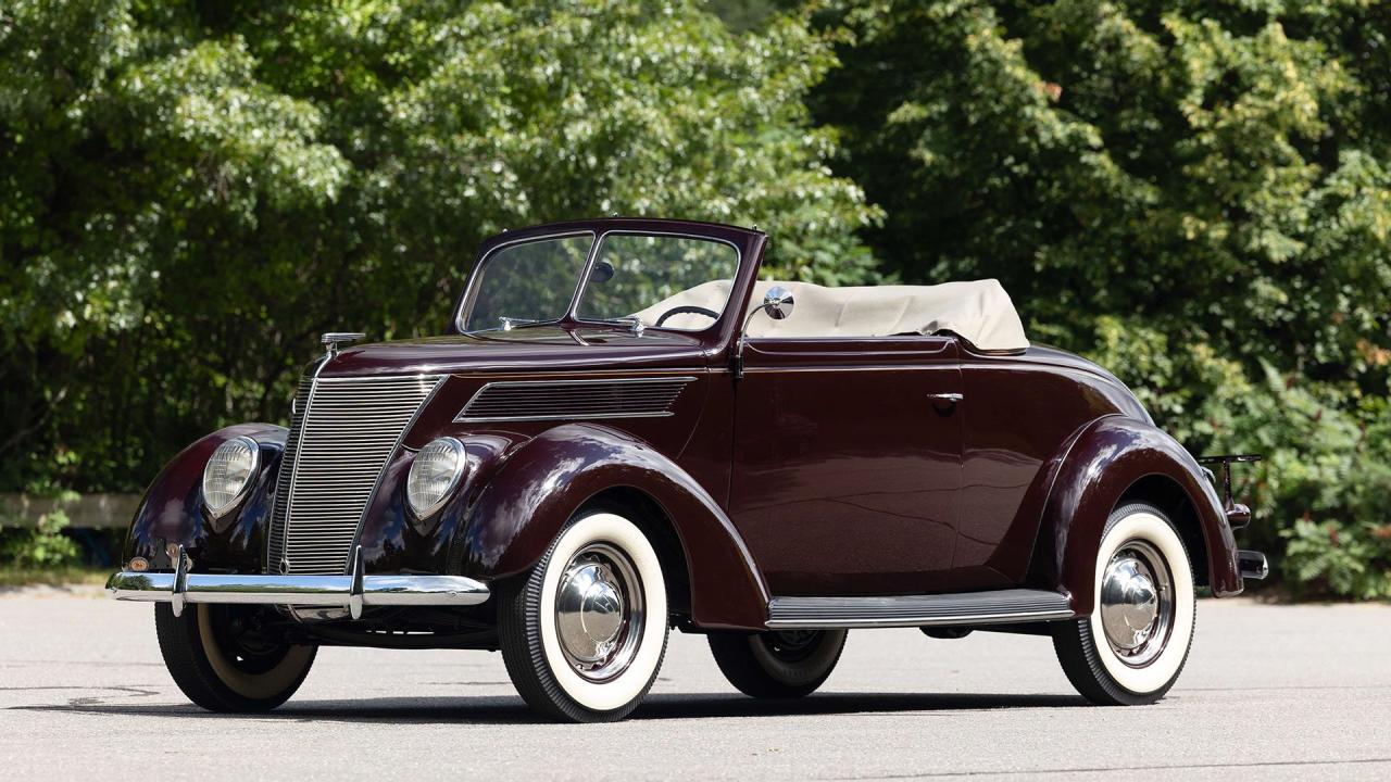 1937 Ford V8 De Luxe Convertible Cabriolet