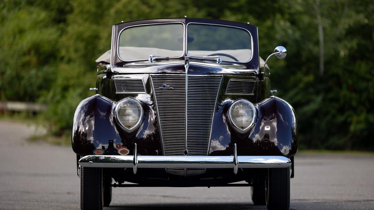 1937 Ford V8 De Luxe Convertible Cabriolet
