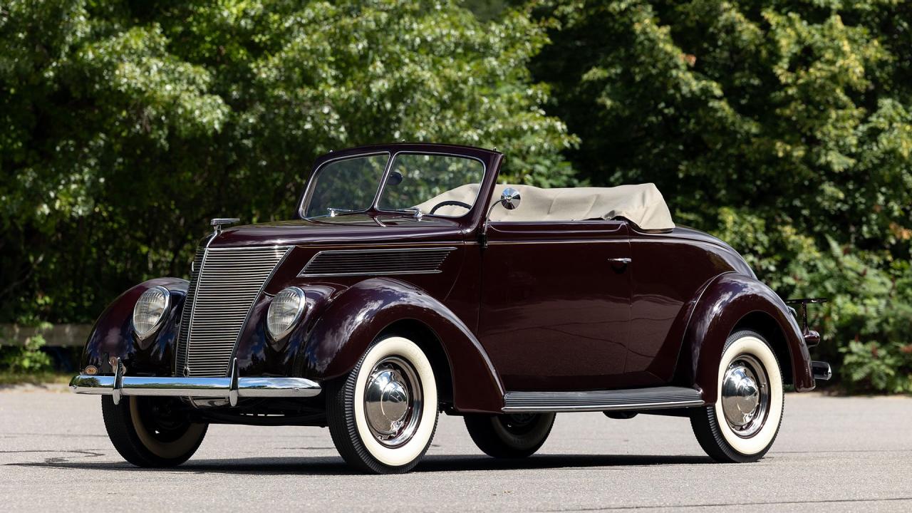 1937 Ford V8 De Luxe Convertible Cabriolet