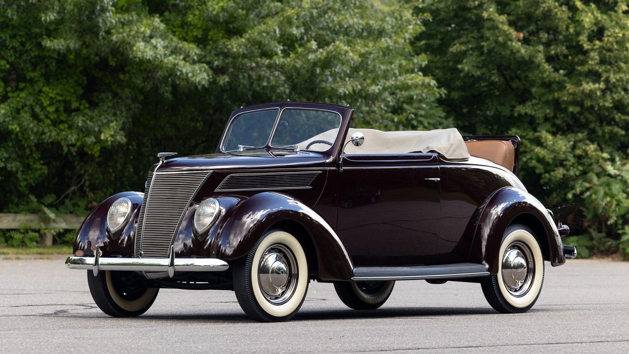 1937 Ford V8 De Luxe Convertible Cabriolet