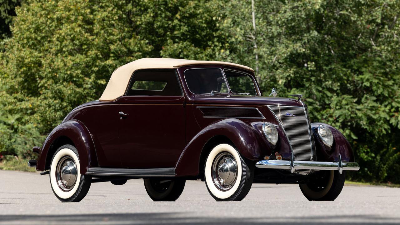 1937 Ford V8 De Luxe Convertible Cabriolet
