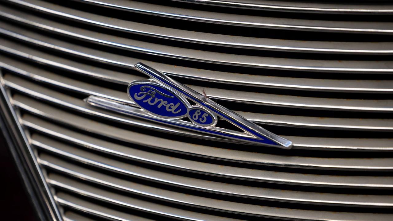 1937 Ford V8 De Luxe Convertible Cabriolet