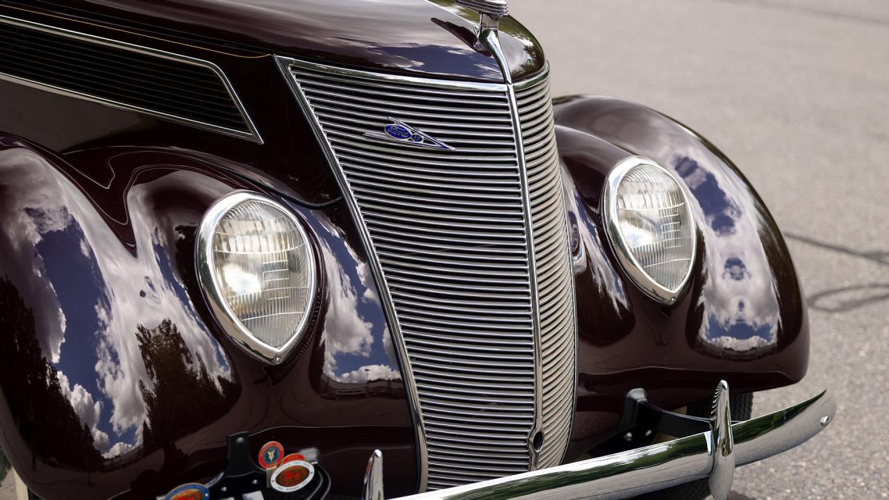 1937 Ford V8 De Luxe Convertible Cabriolet
