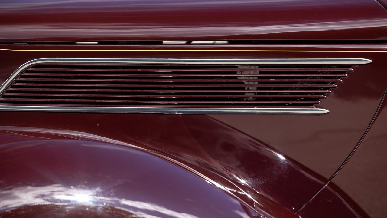1937 Ford V8 De Luxe Convertible Cabriolet