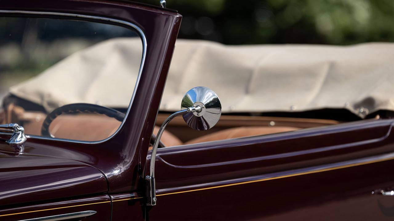1937 Ford V8 De Luxe Convertible Cabriolet