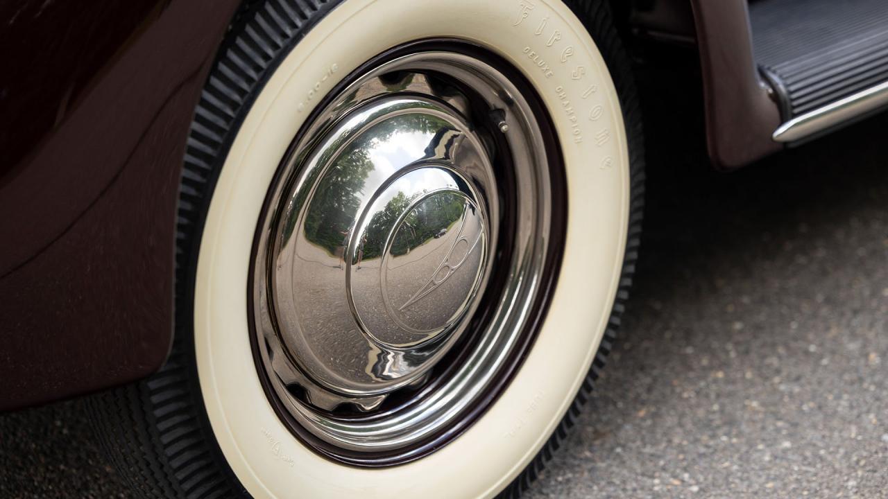 1937 Ford V8 De Luxe Convertible Cabriolet