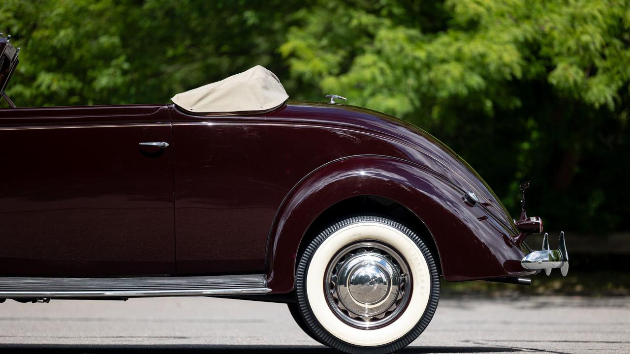 1937 Ford V8 De Luxe Convertible Cabriolet
