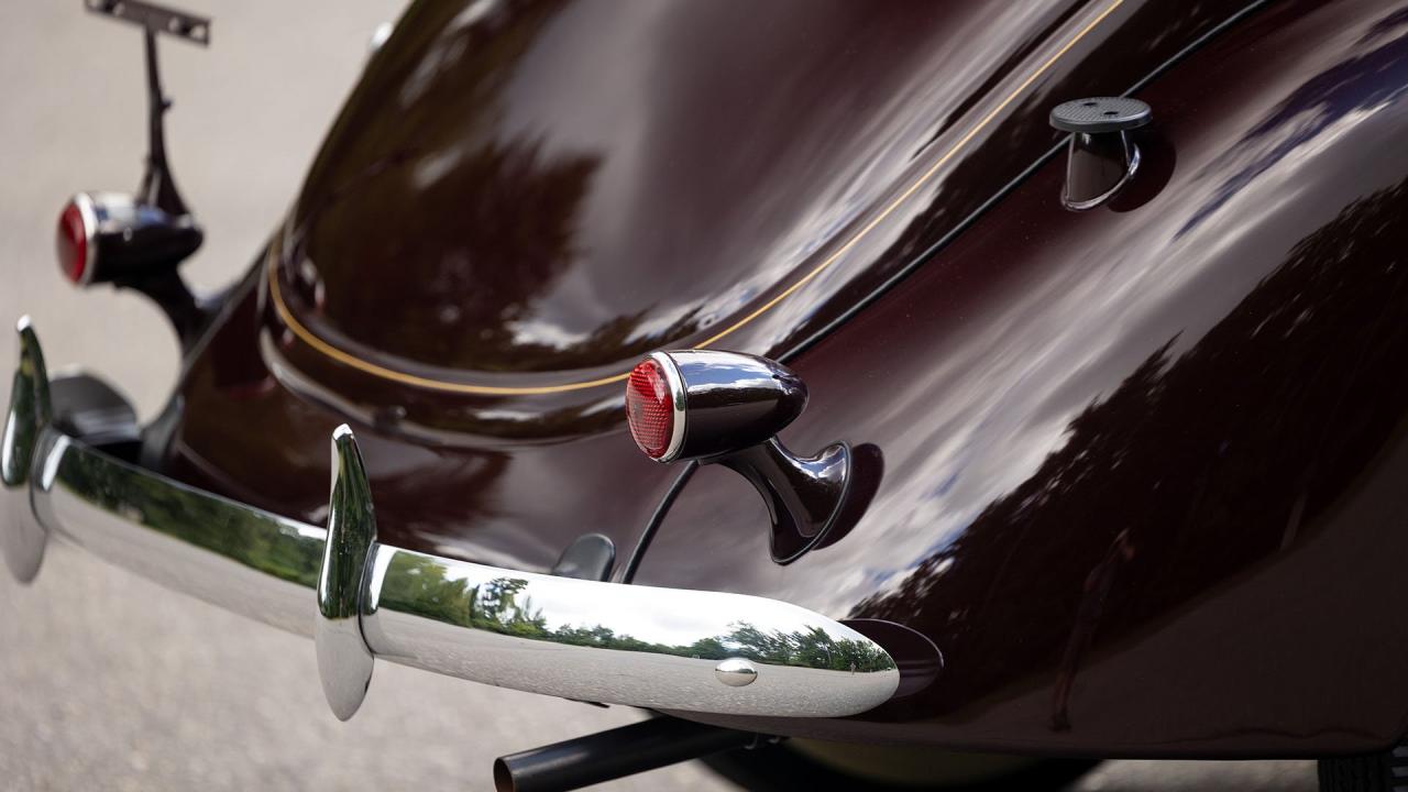 1937 Ford V8 De Luxe Convertible Cabriolet
