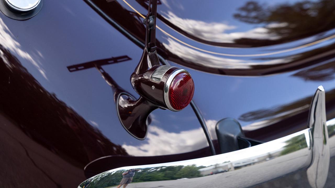 1937 Ford V8 De Luxe Convertible Cabriolet