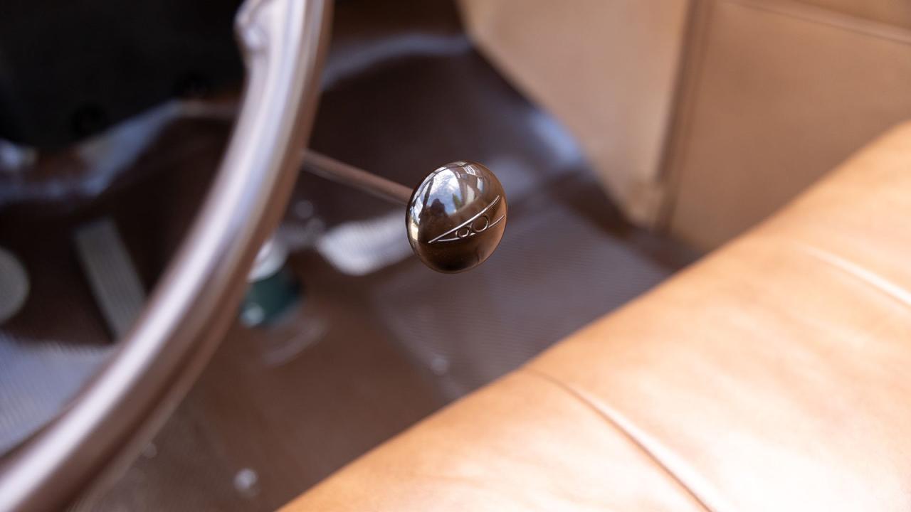 1937 Ford V8 De Luxe Convertible Cabriolet