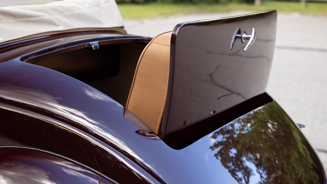 1937 Ford V8 De Luxe Convertible Cabriolet