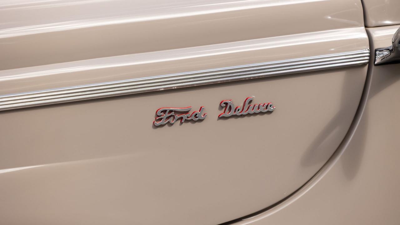 1940 Ford De Luxe V8 Convertible Club Coupe