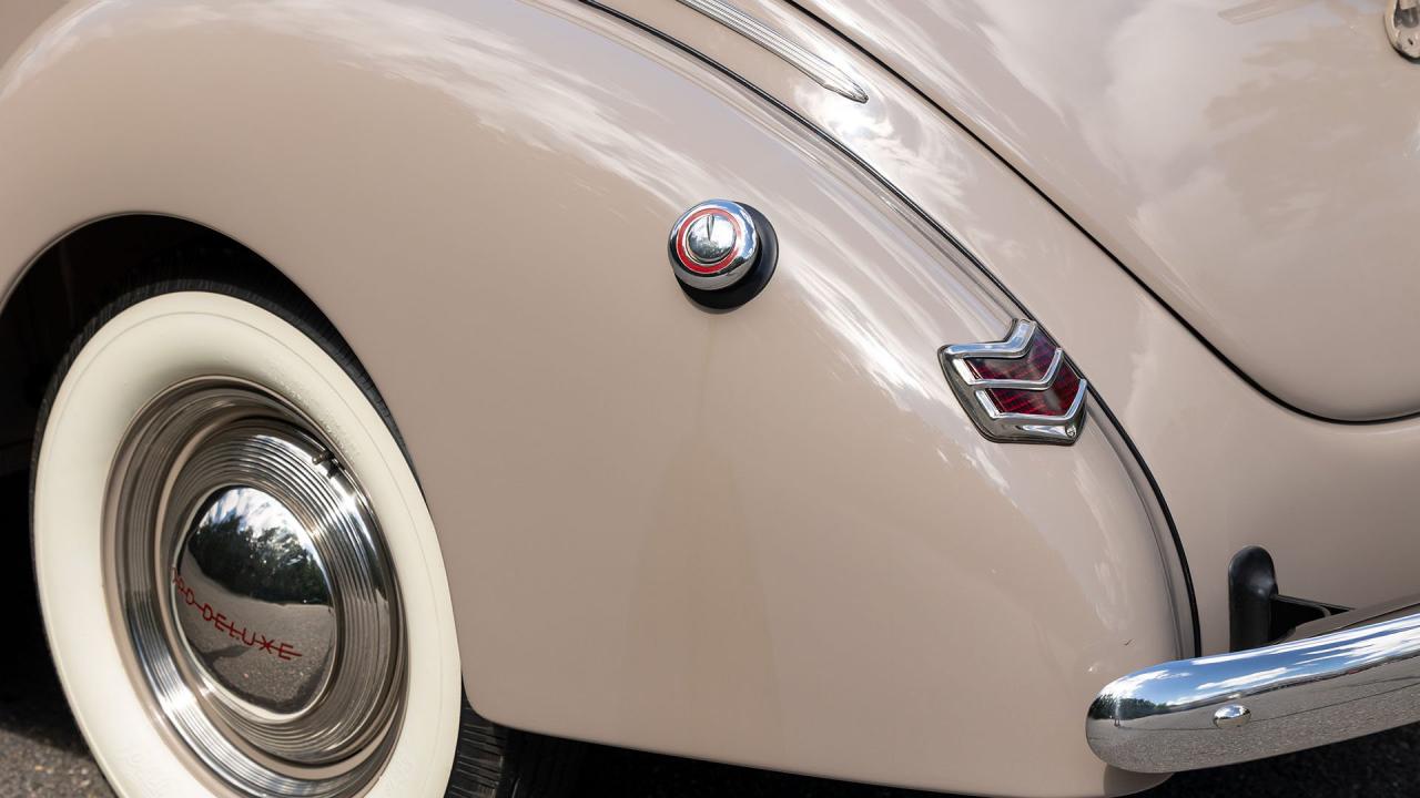 1940 Ford De Luxe V8 Convertible Club Coupe