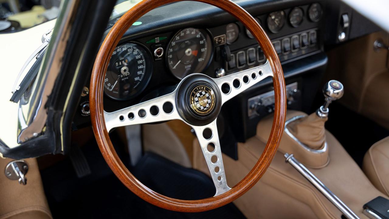1968 Jaguar E-Type Series 1 4.2 Roadster