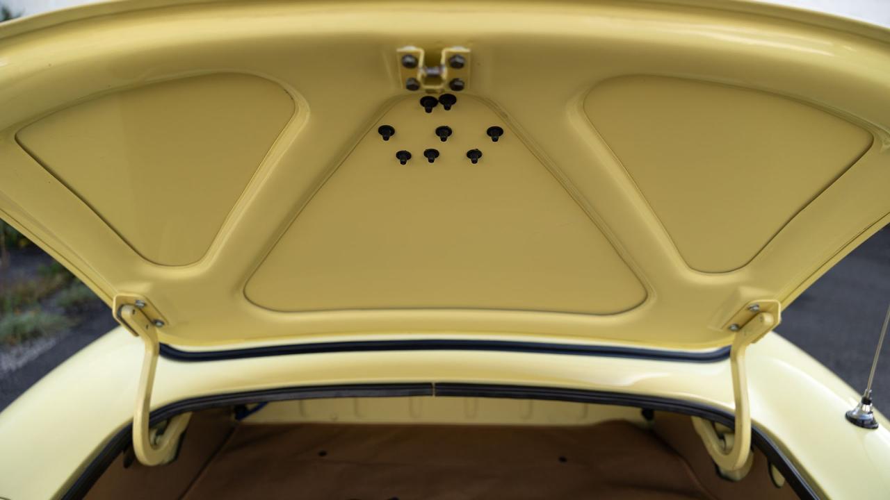 1968 Jaguar E-Type Series 1 4.2 Roadster