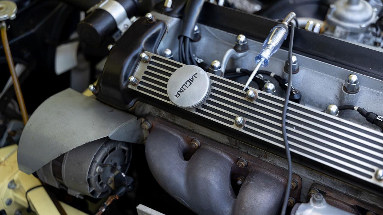1968 Jaguar E-Type Series 1 4.2 Roadster