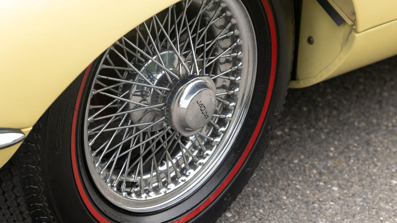 1968 Jaguar E-Type Series 1 4.2 Roadster