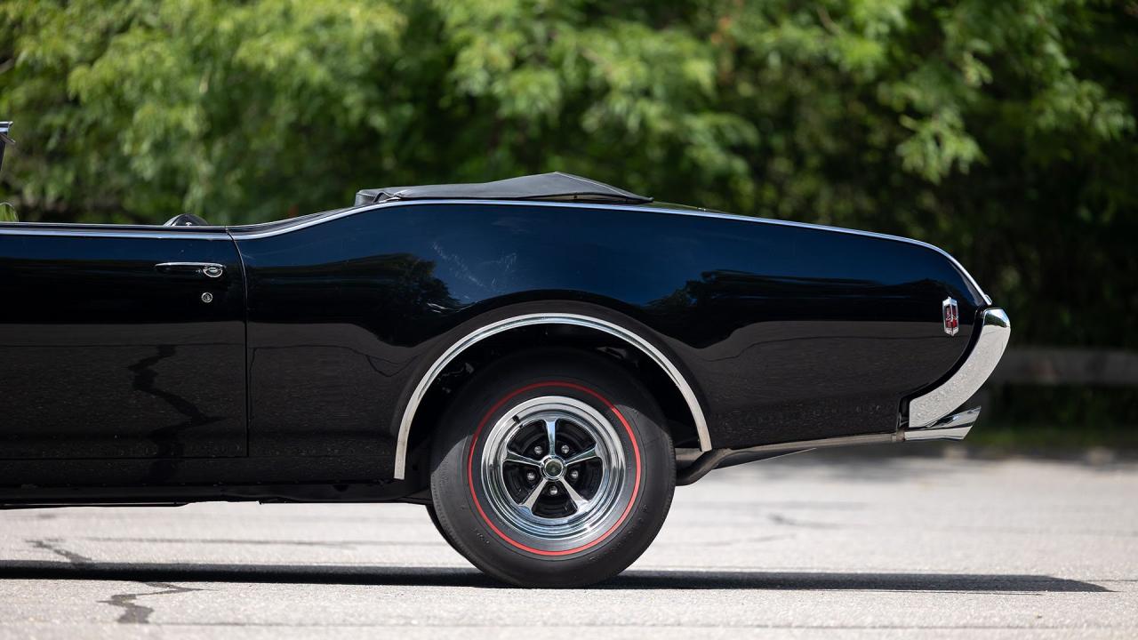 1968 Oldsmobile 442 W-30 Convertible