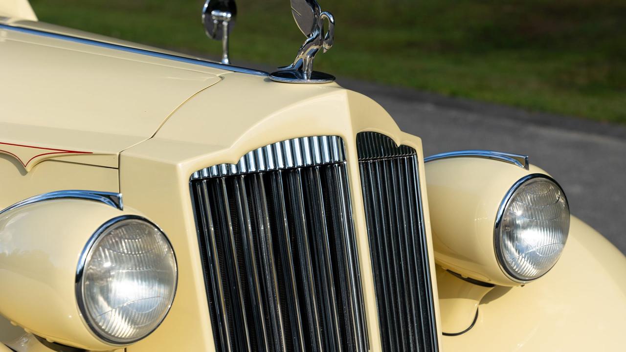 1937 Packard 1501 Super Eight Convertible Victoria