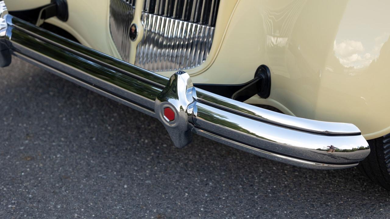 1937 Packard 1501 Super Eight Convertible Victoria