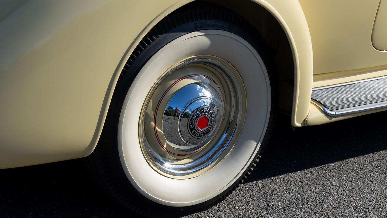 1937 Packard 1501 Super Eight Convertible Victoria