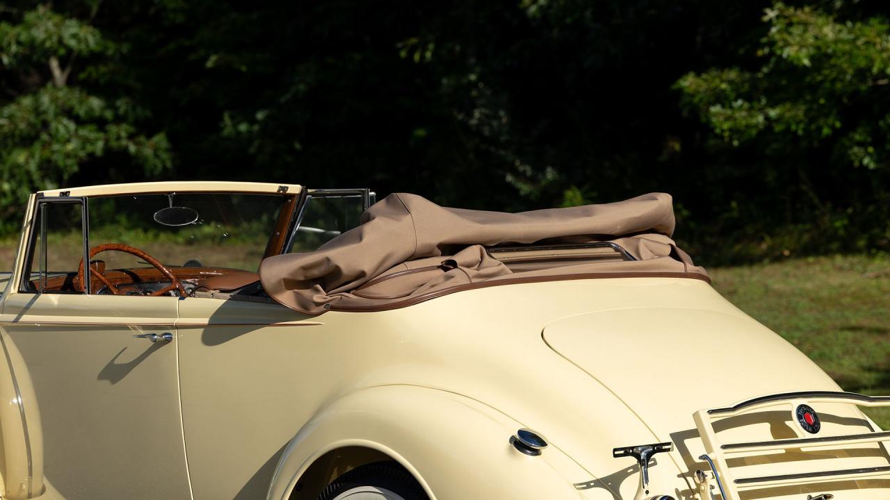 1937 Packard 1501 Super Eight Convertible Victoria