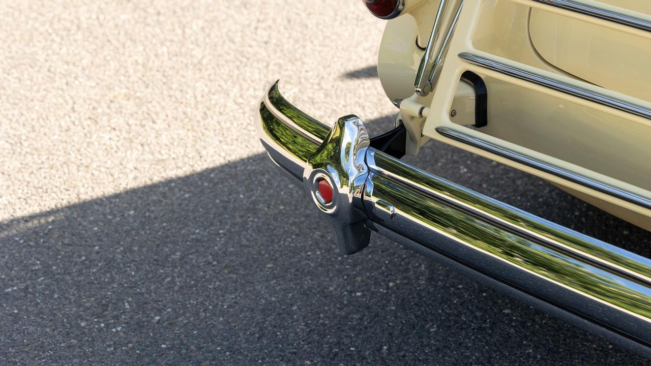 1937 Packard 1501 Super Eight Convertible Victoria