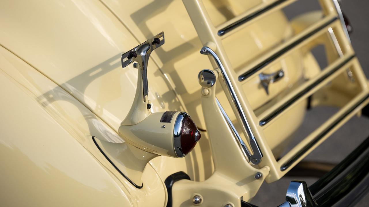 1937 Packard 1501 Super Eight Convertible Victoria