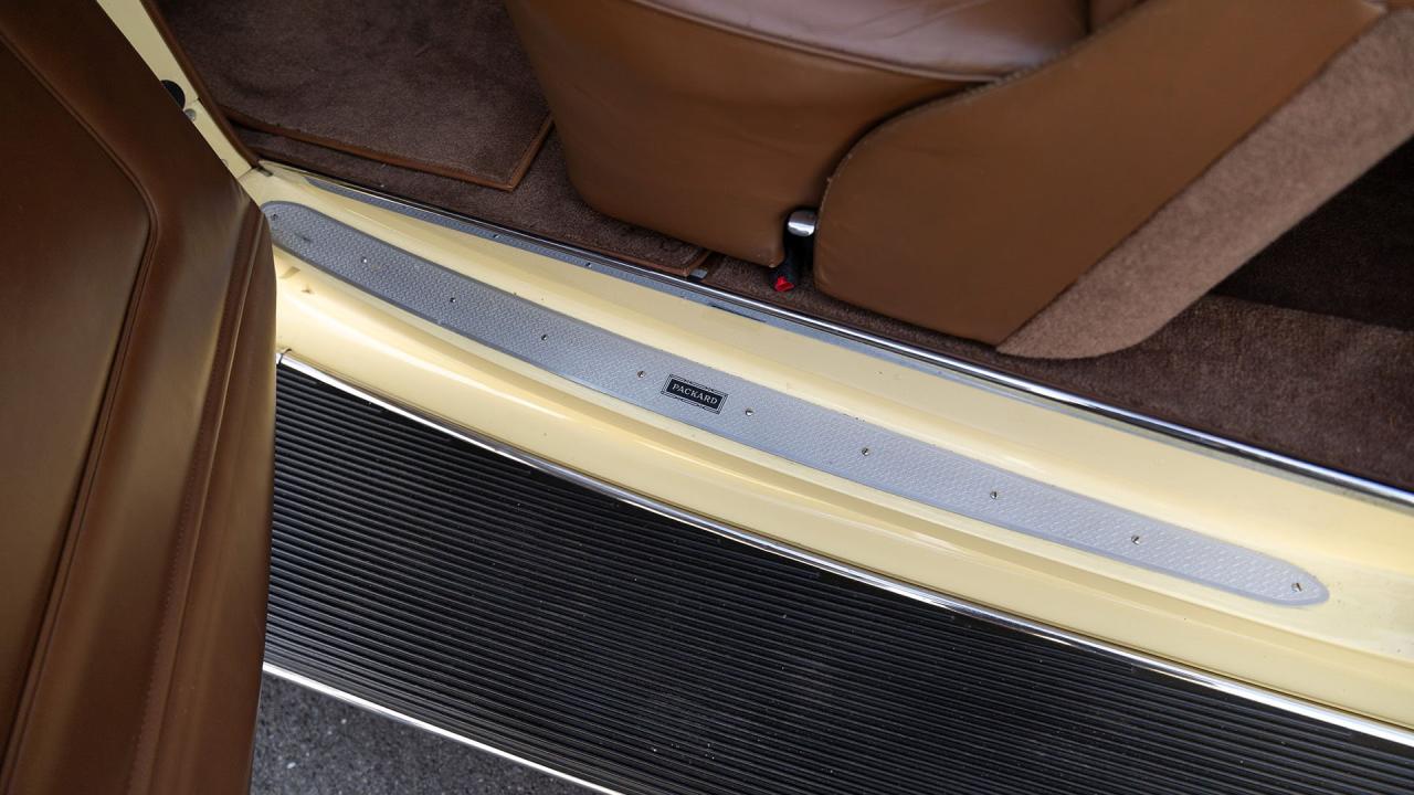 1937 Packard 1501 Super Eight Convertible Victoria