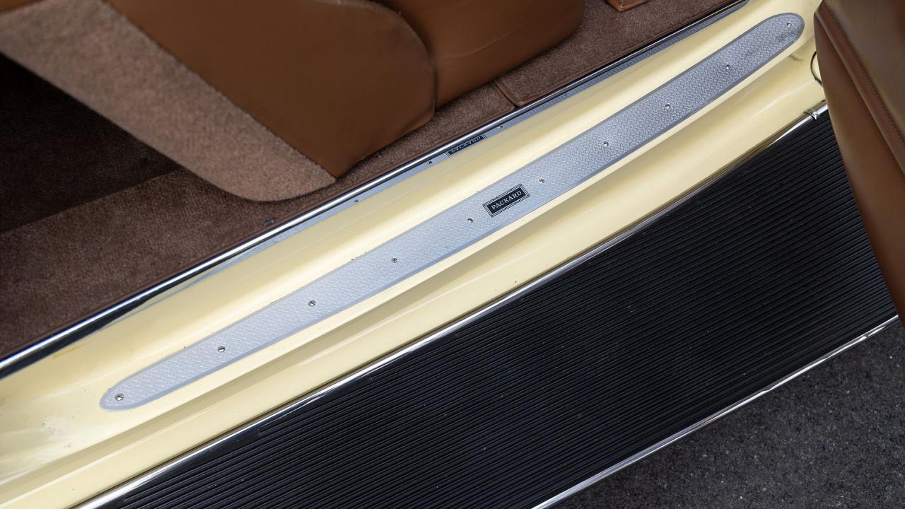 1937 Packard 1501 Super Eight Convertible Victoria