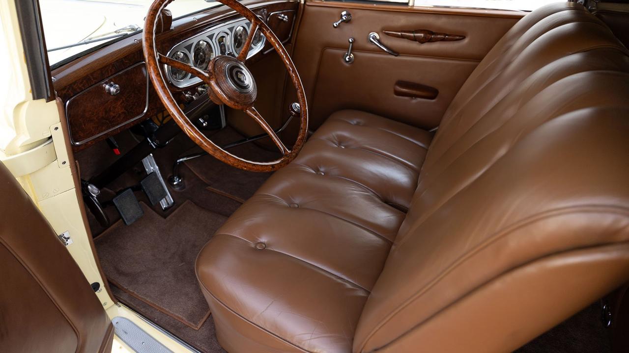 1937 Packard 1501 Super Eight Convertible Victoria