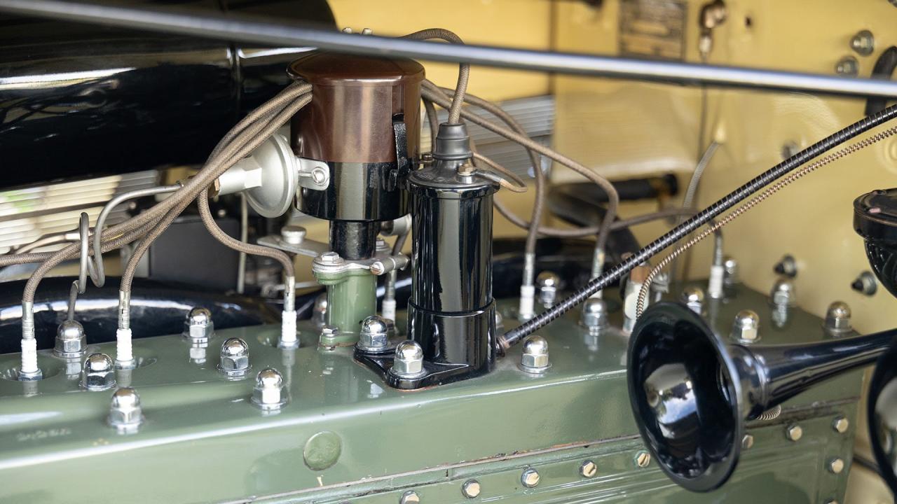 1937 Packard 1501 Super Eight Convertible Victoria