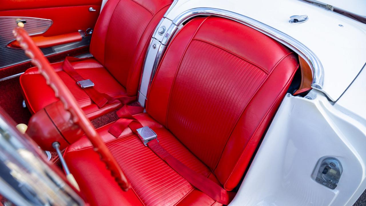 1961 Chevrolet Corvette 283/315 "Fuelie"