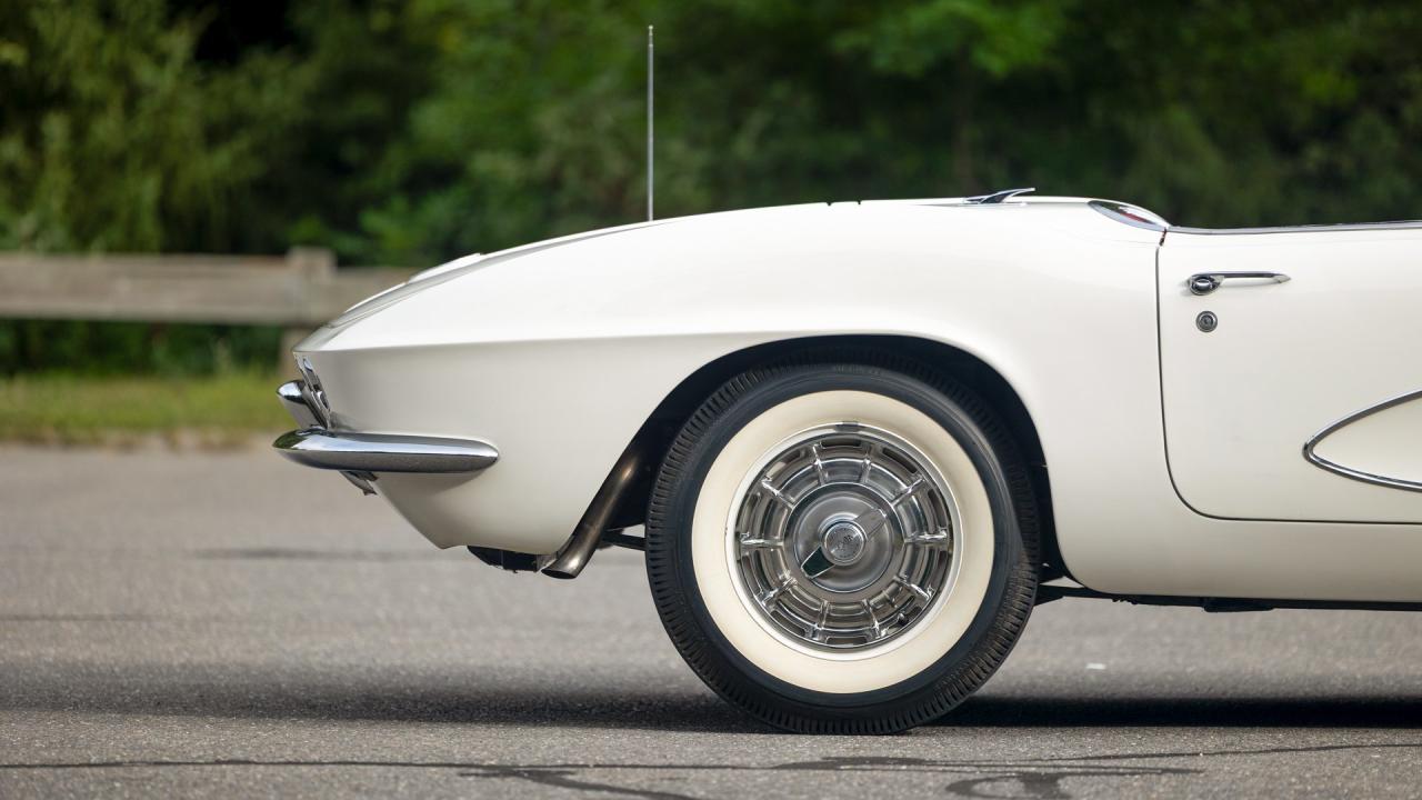 1961 Chevrolet Corvette 283/315 "Fuelie"