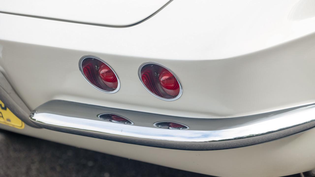 1961 Chevrolet Corvette 283/315 "Fuelie"