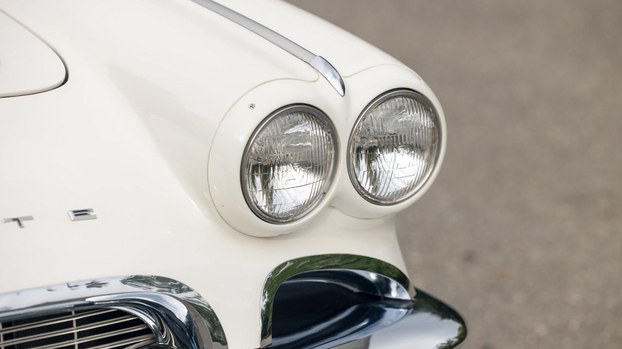 1961 Chevrolet Corvette 283/315 "Fuelie"