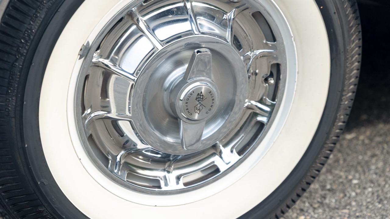 1961 Chevrolet Corvette 283/315 "Fuelie"
