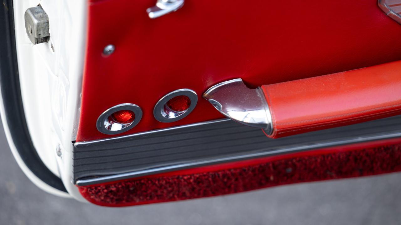 1961 Chevrolet Corvette 283/315 "Fuelie"